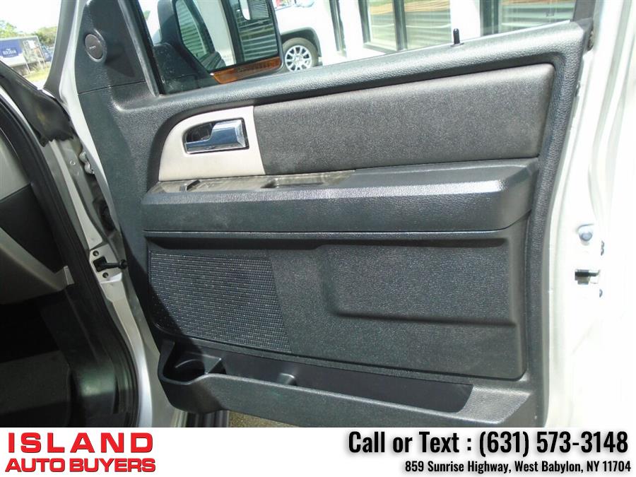 Used Ford Expedition El Limited 4x4 4dr SUV 2017 | Island Auto Buyers. West Babylon, New York Used Ford Expedition El Limited 4x4 4dr SUV 2017 | Island Auto Buyers. West Babylon, New York
