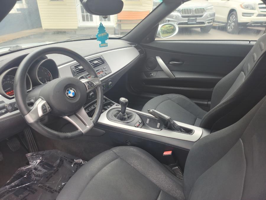 Used BMW Z4 2dr Roadster 2.5i 2005 | Eugen's Auto Sales & Repairs. Philadelphia, Pennsylvania Used BMW Z4 2dr Roadster 2.5i 2005 | Eugen's Auto Sales & Repairs. Philadelphia, Pennsylvania