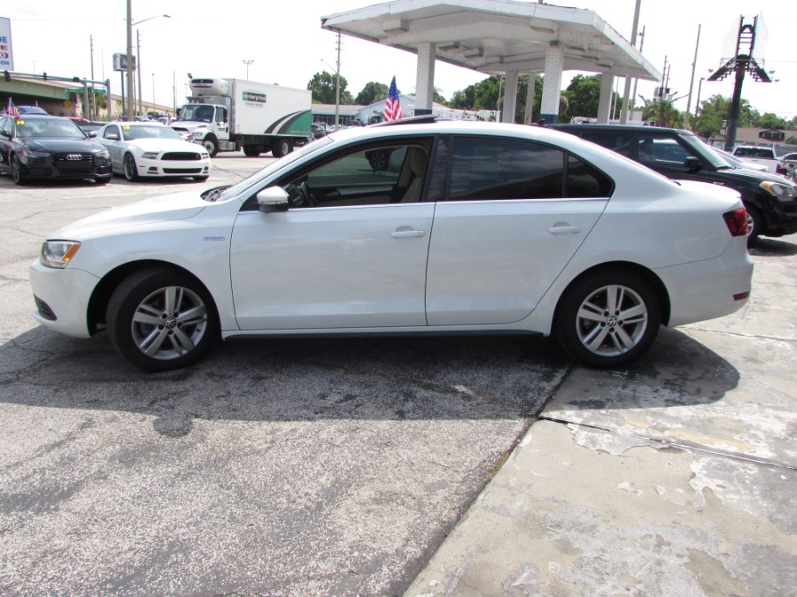 Used Volkswagen Jetta Sedan 4dr Auto Hybrid SEL 2013 | VIP Auto Enterprise, Inc. Orlando, Florida Used Volkswagen Jetta Sedan 4dr Auto Hybrid SEL 2013 | VIP Auto Enterprise, Inc. Orlando, Florida