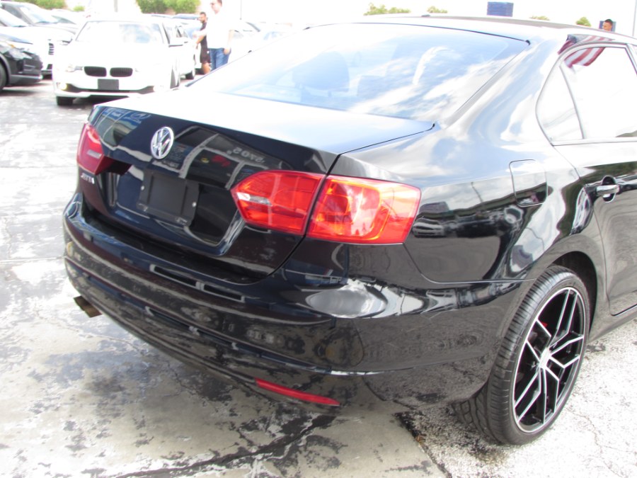 Used Volkswagen Jetta Sedan 4dr Auto S *Ltd Avail* 2013 | VIP Auto Enterprise, Inc. Orlando, Florida Used Volkswagen Jetta Sedan 4dr Auto S *Ltd Avail* 2013 | VIP Auto Enterprise, Inc. Orlando, Florida