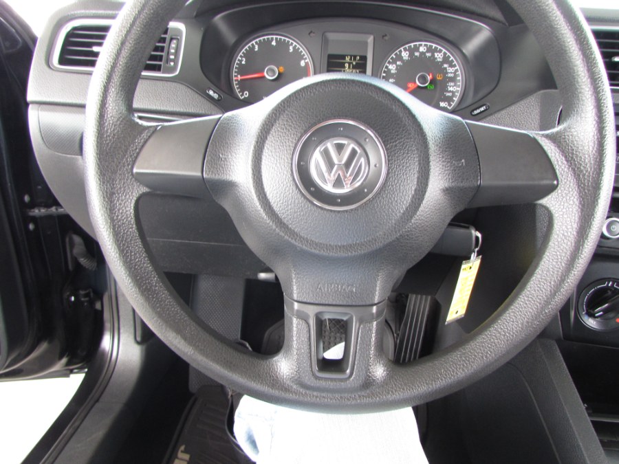 Used Volkswagen Jetta Sedan 4dr Auto S *Ltd Avail* 2013 | VIP Auto Enterprise, Inc. Orlando, Florida Used Volkswagen Jetta Sedan 4dr Auto S *Ltd Avail* 2013 | VIP Auto Enterprise, Inc. Orlando, Florida