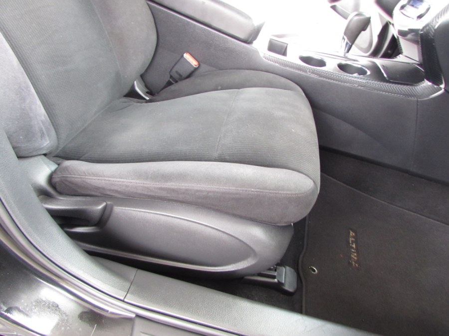 Used Nissan Altima 4dr Sdn I4 2.5 SL 2013 | VIP Auto Enterprise, Inc. Orlando, Florida Used Nissan Altima 4dr Sdn I4 2.5 SL 2013 | VIP Auto Enterprise, Inc. Orlando, Florida