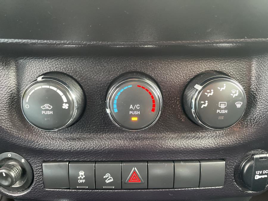 Used Jeep Wrangler Unlimited 4WD 4dr Sport 2014 | Lex Autos LLC. Hartford, Connecticut Used Jeep Wrangler Unlimited 4WD 4dr Sport 2014 | Lex Autos LLC. Hartford, Connecticut
