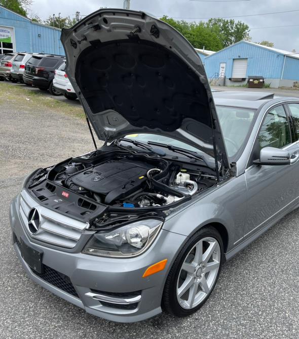 Used Mercedes-Benz C-Class 4dr Sdn C300 Luxury 4MATIC 2013 | New Beginning Auto Service Inc . Ashland , Massachusetts Used Mercedes-Benz C-Class 4dr Sdn C300 Luxury 4MATIC 2013 | New Beginning Auto Service Inc . Ashland , Massachusetts