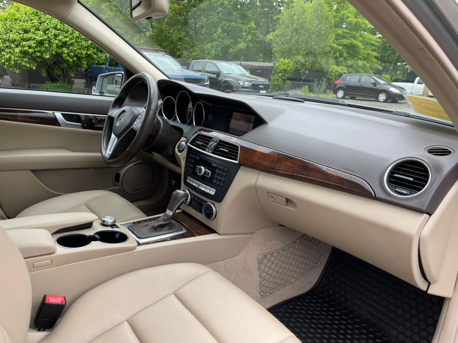 Used Mercedes-Benz C-Class 4dr Sdn C300 Luxury 4MATIC 2013 | New Beginning Auto Service Inc . Ashland , Massachusetts Used Mercedes-Benz C-Class 4dr Sdn C300 Luxury 4MATIC 2013 | New Beginning Auto Service Inc . Ashland , Massachusetts