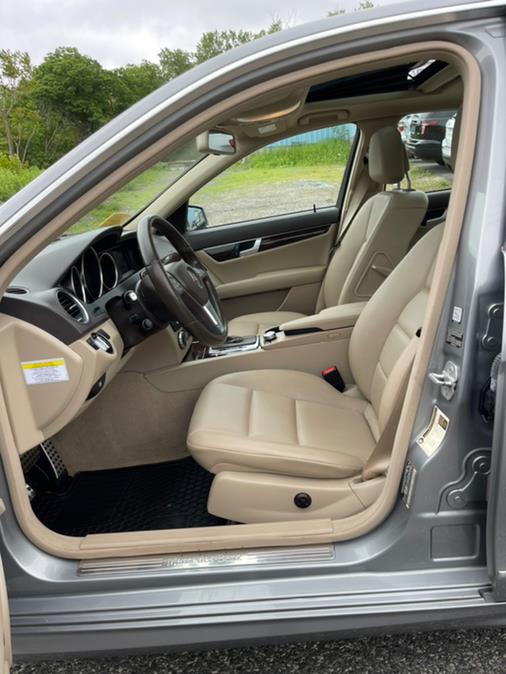 Used Mercedes-Benz C-Class 4dr Sdn C300 Luxury 4MATIC 2013 | New Beginning Auto Service Inc . Ashland , Massachusetts Used Mercedes-Benz C-Class 4dr Sdn C300 Luxury 4MATIC 2013 | New Beginning Auto Service Inc . Ashland , Massachusetts