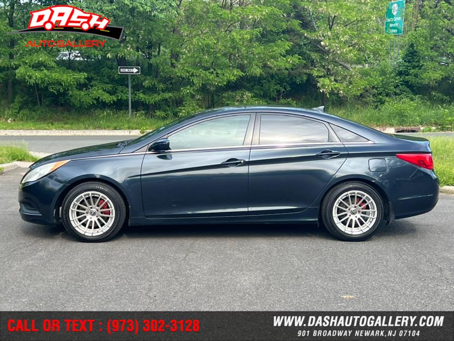 2013 Hyundai Sonata 4dr Sdn 2.4L Auto GLS *Ltd Avail*, available for sale in Newark, New Jersey | Dash Auto Gallery Inc.. Newark, New Jersey 2013 Hyundai Sonata 4dr Sdn 2.4L Auto GLS *Ltd Avail*, available for sale in Newark, New Jersey | Dash Auto Gallery Inc.. Newark, New Jersey