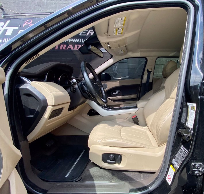 Used Land Rover Range Rover Evoque 5dr HB SE Premium 2016 | RT Auto Center LLC. Newark, New Jersey Used Land Rover Range Rover Evoque 5dr HB SE Premium 2016 | RT Auto Center LLC. Newark, New Jersey