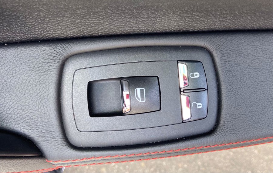2015 Maserati Ghibli 4dr Sdn S Q4, available for sale in Newark, New Jersey | RT Auto Center LLC. Newark, New Jersey 2015 Maserati Ghibli 4dr Sdn S Q4, available for sale in Newark, New Jersey | RT Auto Center LLC. Newark, New Jersey