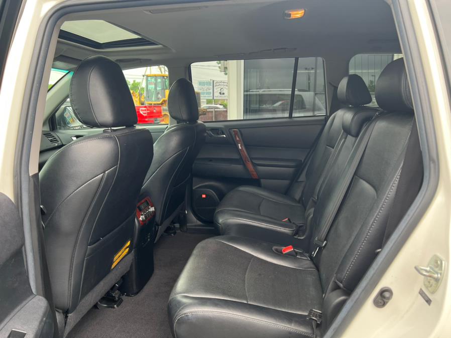 2012 Toyota Highlander 4WD 4dr V6 Limited (Natl), available for sale in New Windsor, New York | Prestige Pre-Owned Motors Inc. New Windsor, New York 2012 Toyota Highlander 4WD 4dr V6 Limited (Natl), available for sale in New Windsor, New York | Prestige Pre-Owned Motors Inc. New Windsor, New York