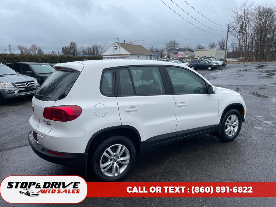 2014 Volkswagen Tiguan 4MOTION 4dr Auto SEL, available for sale in East Windsor, Connecticut | Stop & Drive Auto Sales. East Windsor, Connecticut 2014 Volkswagen Tiguan 4MOTION 4dr Auto SEL, available for sale in East Windsor, Connecticut | Stop & Drive Auto Sales. East Windsor, Connecticut