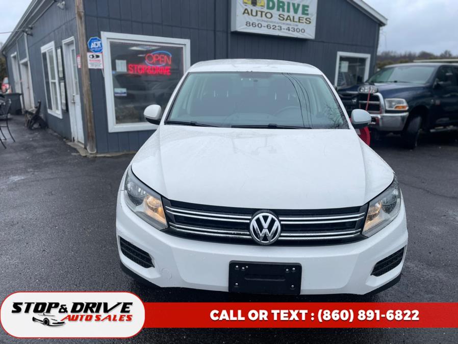 2014 Volkswagen Tiguan 4MOTION 4dr Auto SEL, available for sale in East Windsor, Connecticut | Stop & Drive Auto Sales. East Windsor, Connecticut 2014 Volkswagen Tiguan 4MOTION 4dr Auto SEL, available for sale in East Windsor, Connecticut | Stop & Drive Auto Sales. East Windsor, Connecticut