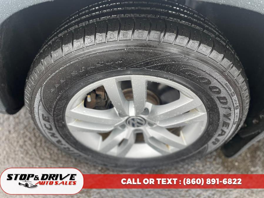 2014 Volkswagen Tiguan 4MOTION 4dr Auto SEL, available for sale in East Windsor, Connecticut | Stop & Drive Auto Sales. East Windsor, Connecticut 2014 Volkswagen Tiguan 4MOTION 4dr Auto SEL, available for sale in East Windsor, Connecticut | Stop & Drive Auto Sales. East Windsor, Connecticut