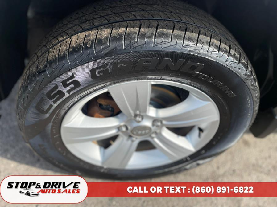 2014 Jeep Compass 4WD 4dr Limited, available for sale in East Windsor, Connecticut | Stop & Drive Auto Sales. East Windsor, Connecticut 2014 Jeep Compass 4WD 4dr Limited, available for sale in East Windsor, Connecticut | Stop & Drive Auto Sales. East Windsor, Connecticut