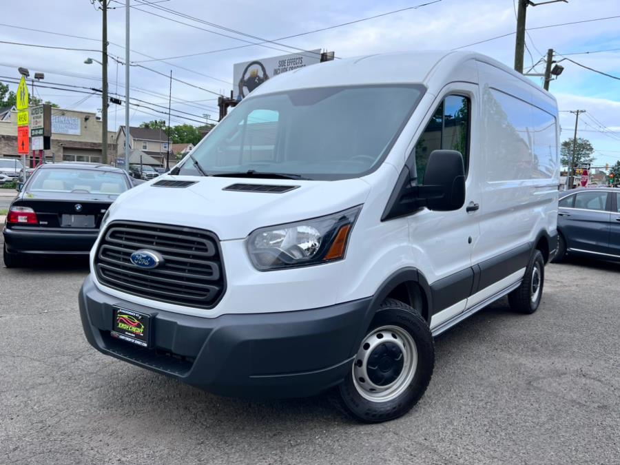 2015 Ford Transit Cargo Van T-250 130" Med Rf 9000 GVWR Sliding RH Dr, available for sale in NEWARK, New Jersey | Easy Credit of Jersey. NEWARK, New Jersey