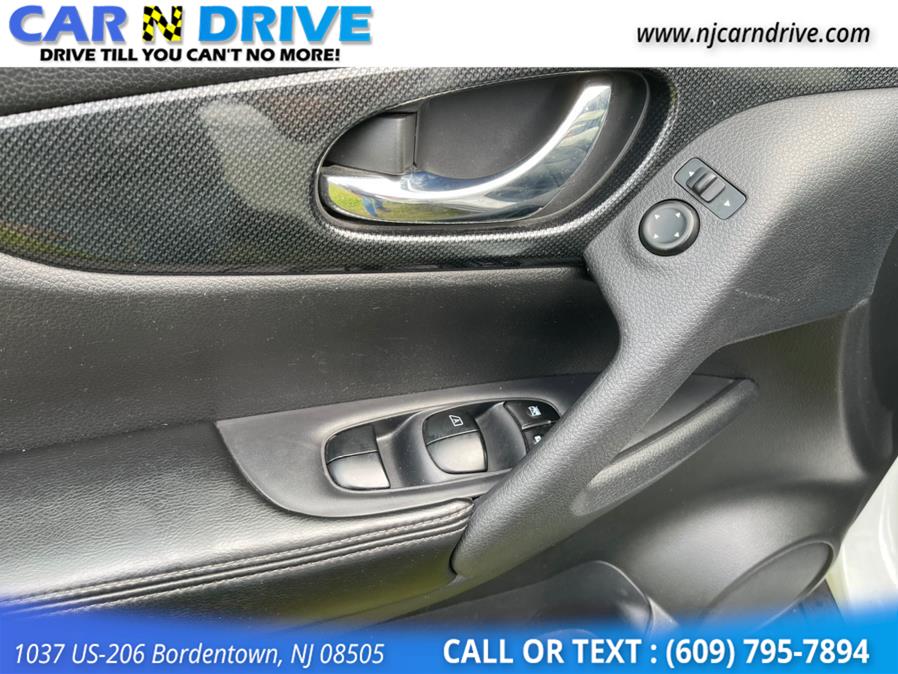 2015 Nissan Rogue SL AWD, available for sale in Bordentown, New Jersey | Car N Drive. Bordentown, New Jersey 2015 Nissan Rogue SL AWD, available for sale in Bordentown, New Jersey | Car N Drive. Bordentown, New Jersey