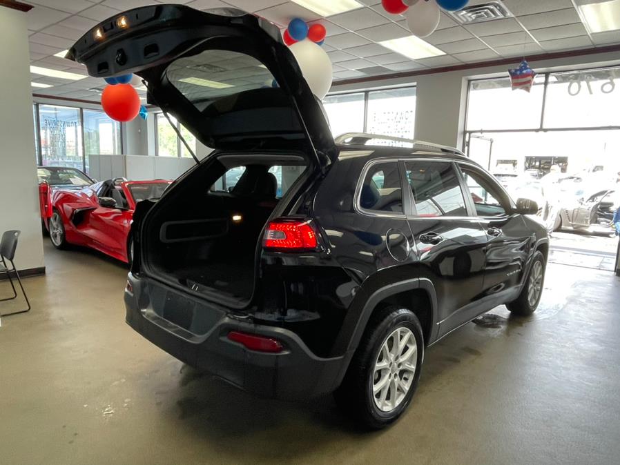 2018 Jeep Cherokee Latitude Plus FWD, available for sale in Inwood, New York | 5 Towns Drive. Inwood, New York 2018 Jeep Cherokee Latitude Plus FWD, available for sale in Inwood, New York | 5 Towns Drive. Inwood, New York