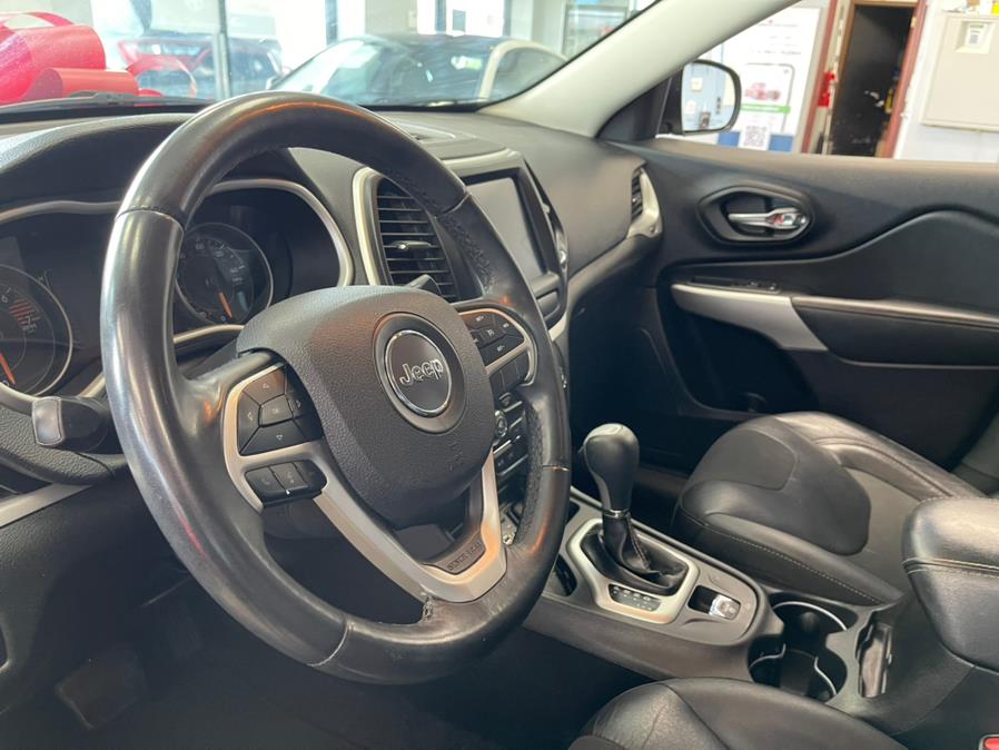 2018 Jeep Cherokee Latitude Plus FWD, available for sale in Inwood, New York | 5 Towns Drive. Inwood, New York 2018 Jeep Cherokee Latitude Plus FWD, available for sale in Inwood, New York | 5 Towns Drive. Inwood, New York