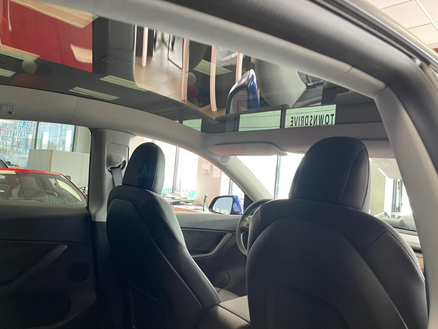 2020 Tesla Model Y Long Range AWD, available for sale in Inwood, New York | 5 Towns Drive. Inwood, New York 2020 Tesla Model Y Long Range AWD, available for sale in Inwood, New York | 5 Towns Drive. Inwood, New York