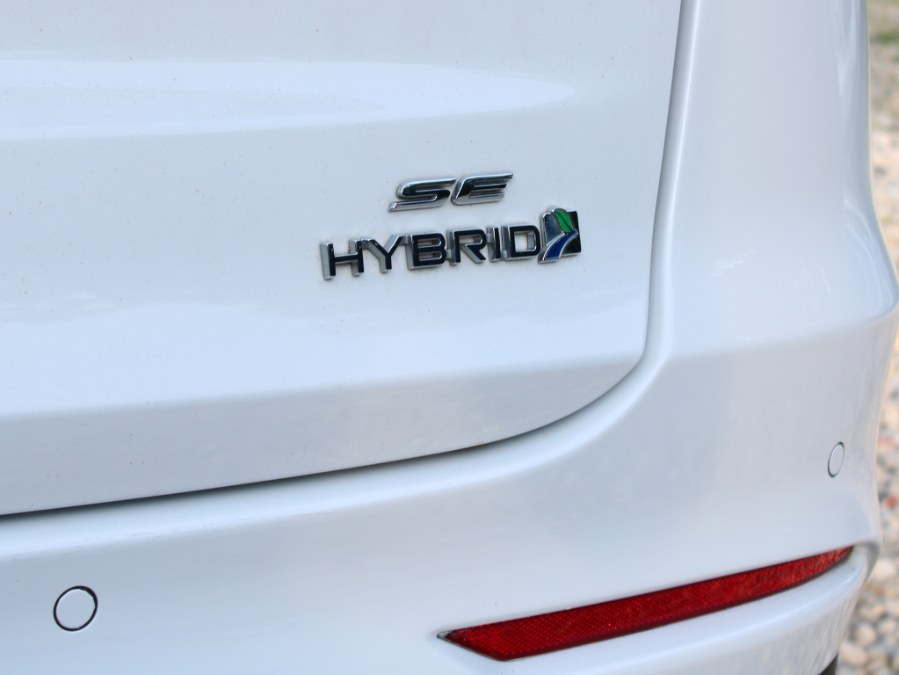 2019 Ford Fusion Hybrid SE, available for sale in Great Neck, New York | Auto Expo Ent Inc.. Great Neck, New York 2019 Ford Fusion Hybrid SE, available for sale in Great Neck, New York | Auto Expo Ent Inc.. Great Neck, New York