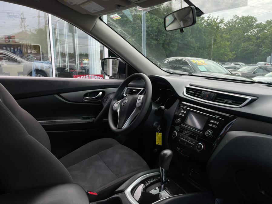 2016 Nissan Rogue S. CLEAN CARFAX!, available for sale in Elmont, New York | Sunrise of Elmont. Elmont, New York 2016 Nissan Rogue S. CLEAN CARFAX!, available for sale in Elmont, New York | Sunrise of Elmont. Elmont, New York