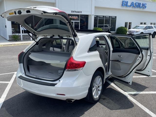 Used Toyota Venza LE 2012 | Blasius Federal Road. Brookfield, Connecticut Used Toyota Venza LE 2012 | Blasius Federal Road. Brookfield, Connecticut