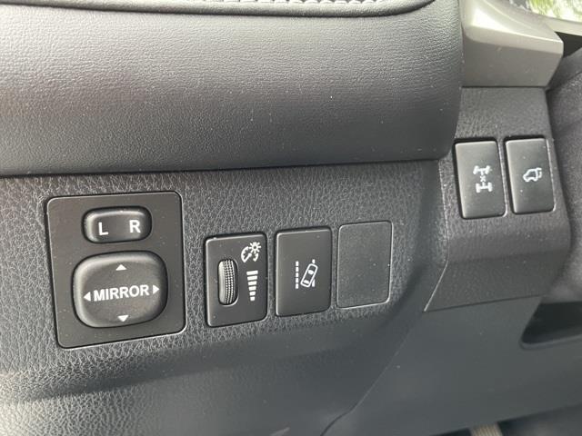 Used Toyota Rav4 XLE 2017 | Blasius Federal Road. Brookfield, Connecticut Used Toyota Rav4 XLE 2017 | Blasius Federal Road. Brookfield, Connecticut