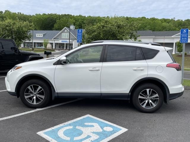 Used Toyota Rav4 XLE 2017 | Blasius Federal Road. Brookfield, Connecticut Used Toyota Rav4 XLE 2017 | Blasius Federal Road. Brookfield, Connecticut