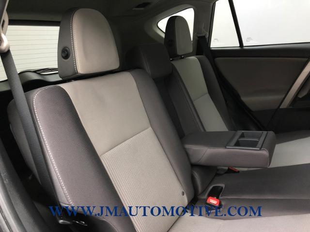 2014 Toyota Rav4 AWD 4dr XLE, available for sale in Naugatuck, Connecticut | J&M Automotive Sls&Svc LLC. Naugatuck, Connecticut 2014 Toyota Rav4 AWD 4dr XLE, available for sale in Naugatuck, Connecticut | J&M Automotive Sls&Svc LLC. Naugatuck, Connecticut