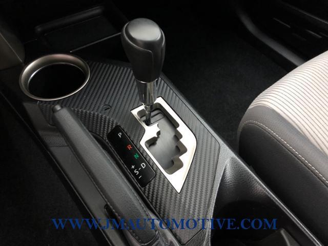 2014 Toyota Rav4 AWD 4dr XLE, available for sale in Naugatuck, Connecticut | J&M Automotive Sls&Svc LLC. Naugatuck, Connecticut 2014 Toyota Rav4 AWD 4dr XLE, available for sale in Naugatuck, Connecticut | J&M Automotive Sls&Svc LLC. Naugatuck, Connecticut