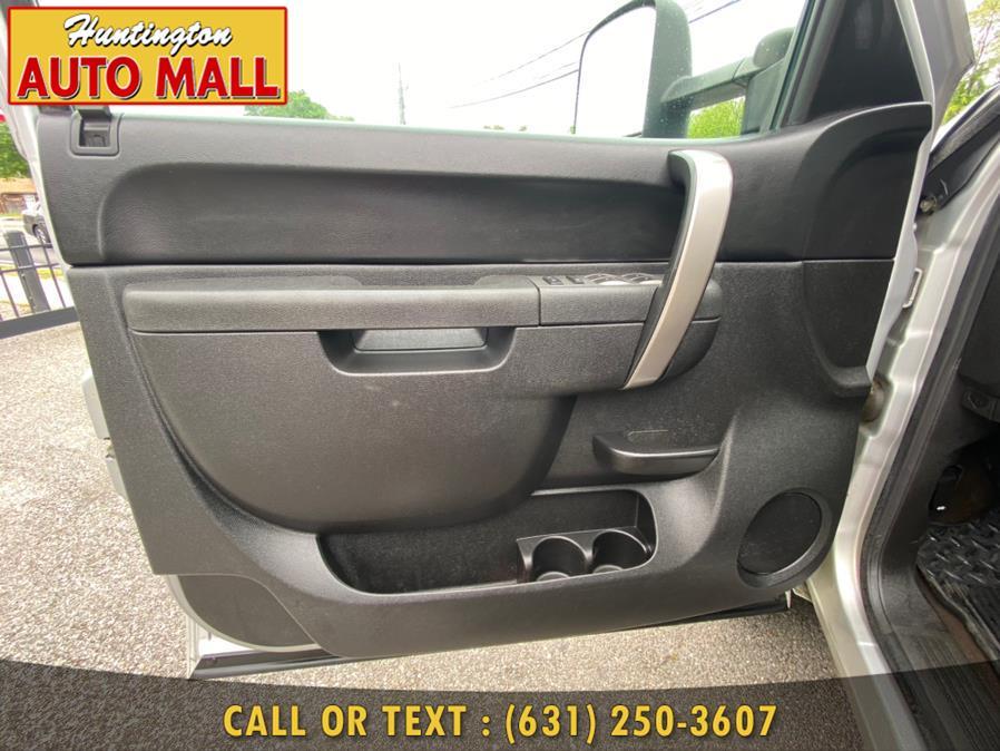 2014 Chevrolet Silverado 2500HD 4WD Crew Cab 153.7" LT, available for sale in Huntington Station, New York | Huntington Auto Mall. Huntington Station, New York 2014 Chevrolet Silverado 2500HD 4WD Crew Cab 153.7" LT, available for sale in Huntington Station, New York | Huntington Auto Mall. Huntington Station, New York