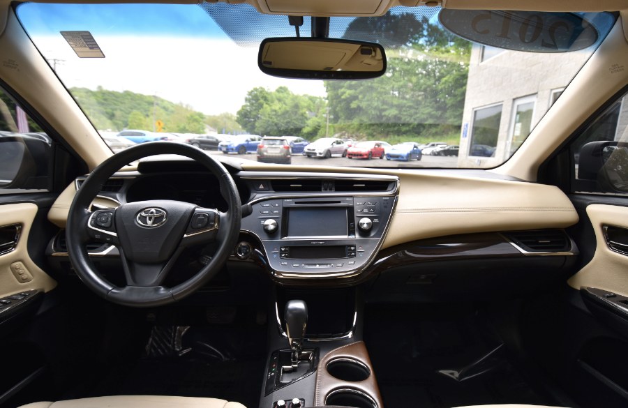 Used Toyota Avalon 4dr Sdn XLE Premium 2015 | Highline Car Connection. Waterbury, Connecticut Used Toyota Avalon 4dr Sdn XLE Premium 2015 | Highline Car Connection. Waterbury, Connecticut