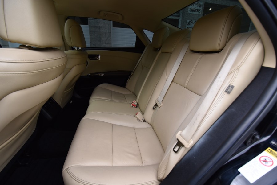 Used Toyota Avalon 4dr Sdn XLE Premium 2015 | Highline Car Connection. Waterbury, Connecticut Used Toyota Avalon 4dr Sdn XLE Premium 2015 | Highline Car Connection. Waterbury, Connecticut