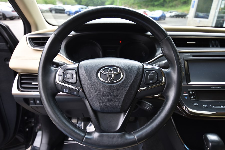 Used Toyota Avalon 4dr Sdn XLE Premium 2015 | Highline Car Connection. Waterbury, Connecticut Used Toyota Avalon 4dr Sdn XLE Premium 2015 | Highline Car Connection. Waterbury, Connecticut