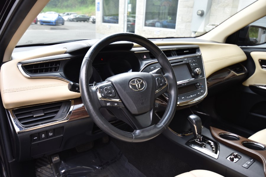Used Toyota Avalon 4dr Sdn XLE Premium 2015 | Highline Car Connection. Waterbury, Connecticut Used Toyota Avalon 4dr Sdn XLE Premium 2015 | Highline Car Connection. Waterbury, Connecticut