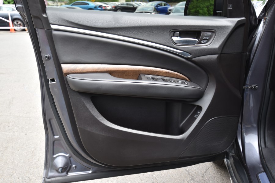 Used Acura MDX SH-AWD w/Advance/Entertainment Pkg 2017 | Highline Car Connection. Waterbury, Connecticut Used Acura MDX SH-AWD w/Advance/Entertainment Pkg 2017 | Highline Car Connection. Waterbury, Connecticut