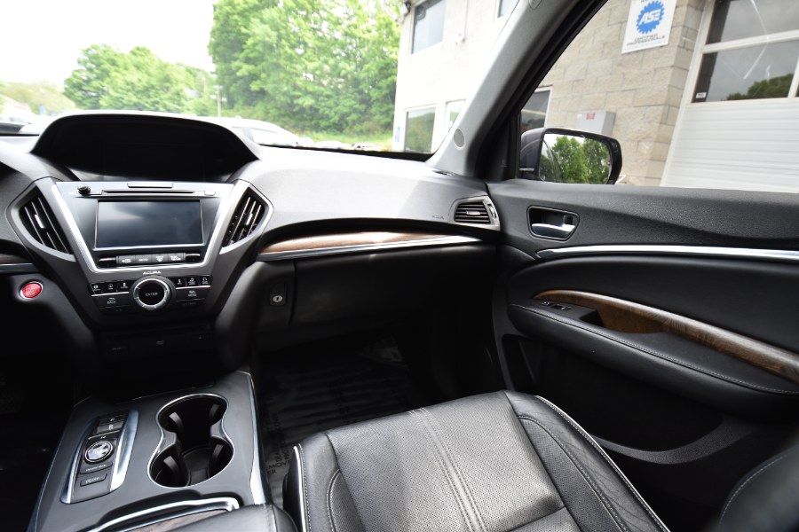 Used Acura MDX SH-AWD w/Advance/Entertainment Pkg 2017 | Highline Car Connection. Waterbury, Connecticut Used Acura MDX SH-AWD w/Advance/Entertainment Pkg 2017 | Highline Car Connection. Waterbury, Connecticut