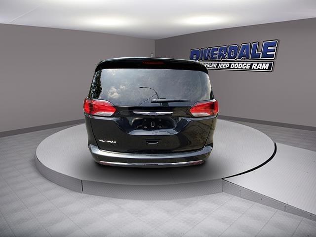 Used Chrysler Pacifica Touring L Plus 2019 | Eastchester Motor Cars. Bronx, New York Used Chrysler Pacifica Touring L Plus 2019 | Eastchester Motor Cars. Bronx, New York