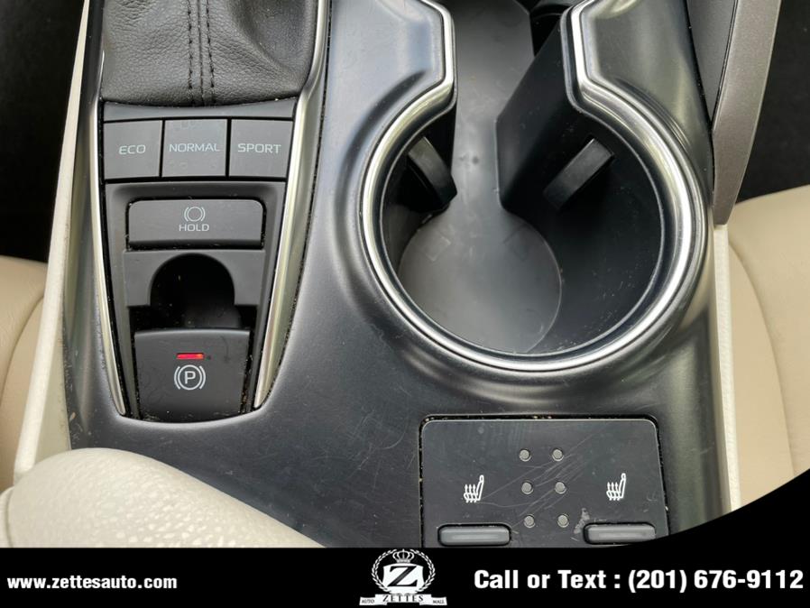 Used Toyota Camry XLE V6 Auto (Natl) 2020 | Zettes Auto Mall. Jersey City, New Jersey Used Toyota Camry XLE V6 Auto (Natl) 2020 | Zettes Auto Mall. Jersey City, New Jersey