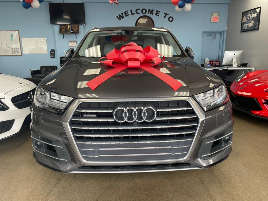 2019 Audi Q7 Prestige 55 TFSI quattro, available for sale in Inwood, New York | 5 Towns Drive. Inwood, New York 2019 Audi Q7 Prestige 55 TFSI quattro, available for sale in Inwood, New York | 5 Towns Drive. Inwood, New York