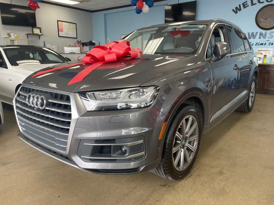 2019 Audi Q7 Prestige 55 TFSI quattro, available for sale in Inwood, New York | 5 Towns Drive. Inwood, New York 2019 Audi Q7 Prestige 55 TFSI quattro, available for sale in Inwood, New York | 5 Towns Drive. Inwood, New York