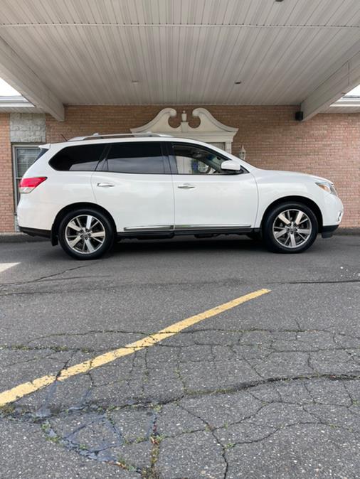 Used Nissan Pathfinder 4WD 4dr SV 2013 | Supreme Automotive. New Britain, Connecticut Used Nissan Pathfinder 4WD 4dr SV 2013 | Supreme Automotive. New Britain, Connecticut