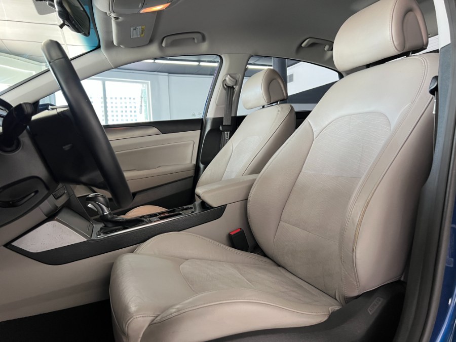 Used Hyundai Sonata 4dr Sdn 2.4L Sport 2015 | Exclusive Auto Group of Miami Inc. Miami, Florida Used Hyundai Sonata 4dr Sdn 2.4L Sport 2015 | Exclusive Auto Group of Miami Inc. Miami, Florida