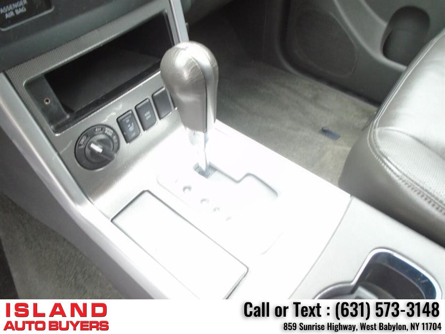 Used Nissan Pathfinder Silver Edition 4x4 4dr SUV 2011 | Island Auto Buyers. West Babylon, New York Used Nissan Pathfinder Silver Edition 4x4 4dr SUV 2011 | Island Auto Buyers. West Babylon, New York