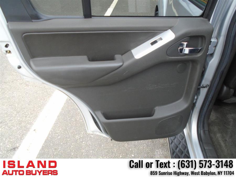 Used Nissan Pathfinder Silver Edition 4x4 4dr SUV 2011 | Island Auto Buyers. West Babylon, New York Used Nissan Pathfinder Silver Edition 4x4 4dr SUV 2011 | Island Auto Buyers. West Babylon, New York