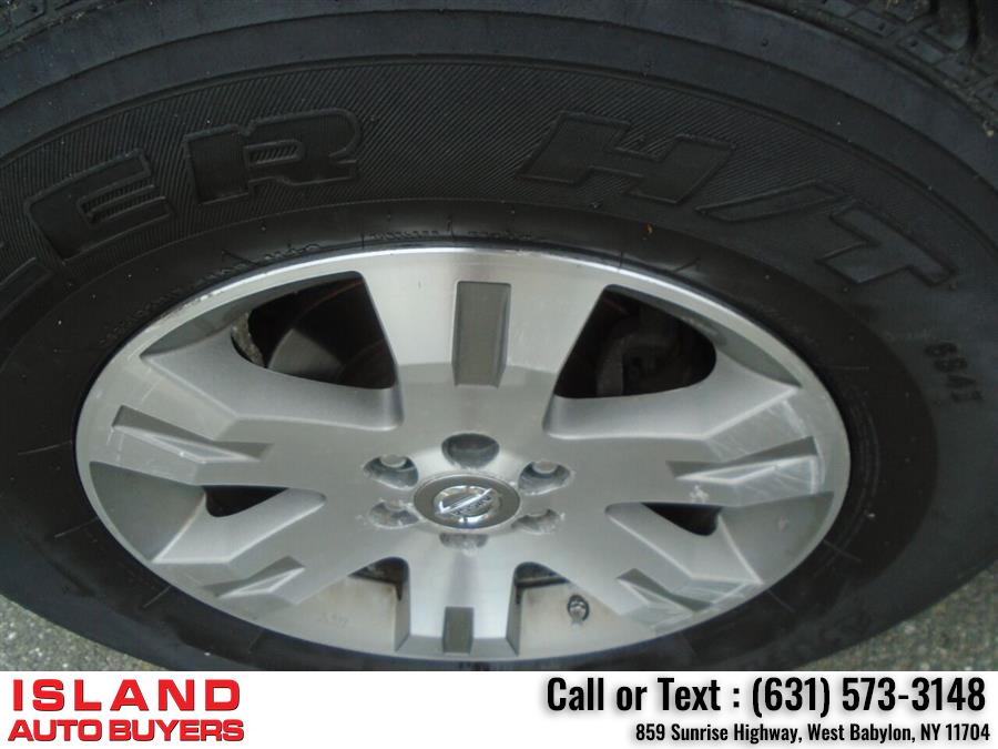 Used Nissan Pathfinder Silver Edition 4x4 4dr SUV 2011 | Island Auto Buyers. West Babylon, New York Used Nissan Pathfinder Silver Edition 4x4 4dr SUV 2011 | Island Auto Buyers. West Babylon, New York