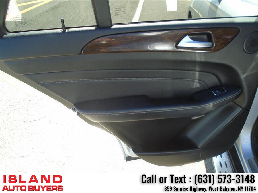 Used Mercedes-benz M-class ML 350 AWD 4MATIC 4dr SUV 2012 | Island Auto Buyers. West Babylon, New York Used Mercedes-benz M-class ML 350 AWD 4MATIC 4dr SUV 2012 | Island Auto Buyers. West Babylon, New York