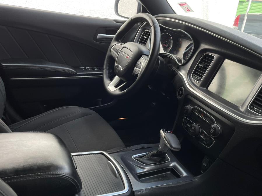 Used Dodge Charger 4dr Sdn SXT RWD 2015 | Green Light Auto. Corona, California Used Dodge Charger 4dr Sdn SXT RWD 2015 | Green Light Auto. Corona, California