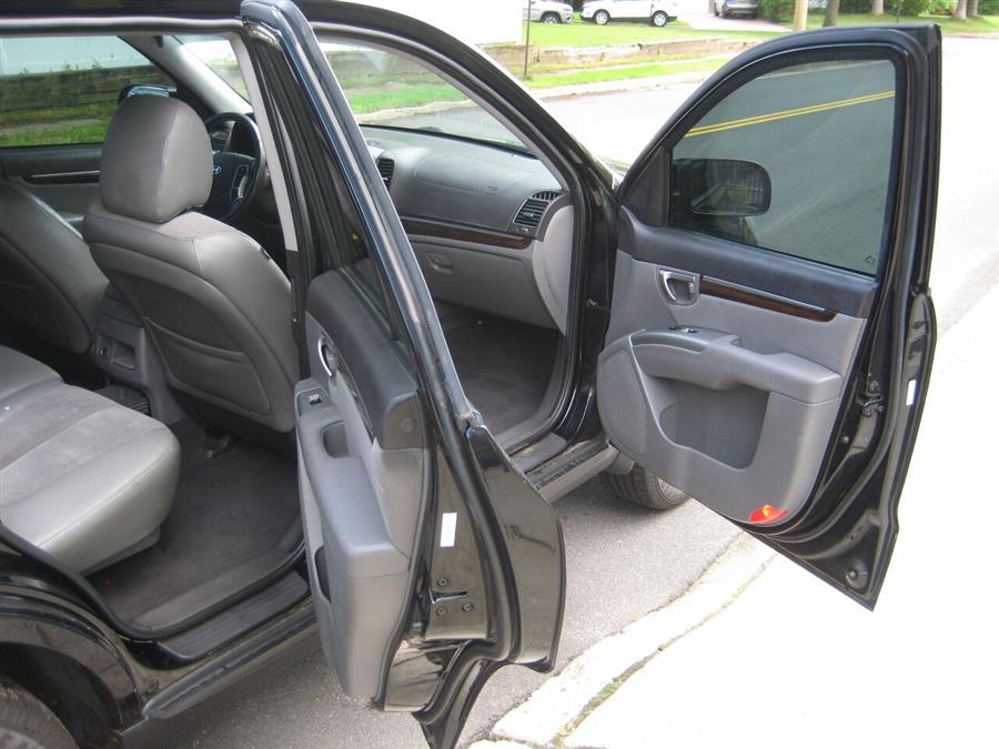 2010 Hyundai Santa Fe SE AWD 4dr SUV, available for sale in Massapequa, New York | Rite Choice Auto Inc.. Massapequa, New York 2010 Hyundai Santa Fe SE AWD 4dr SUV, available for sale in Massapequa, New York | Rite Choice Auto Inc.. Massapequa, New York