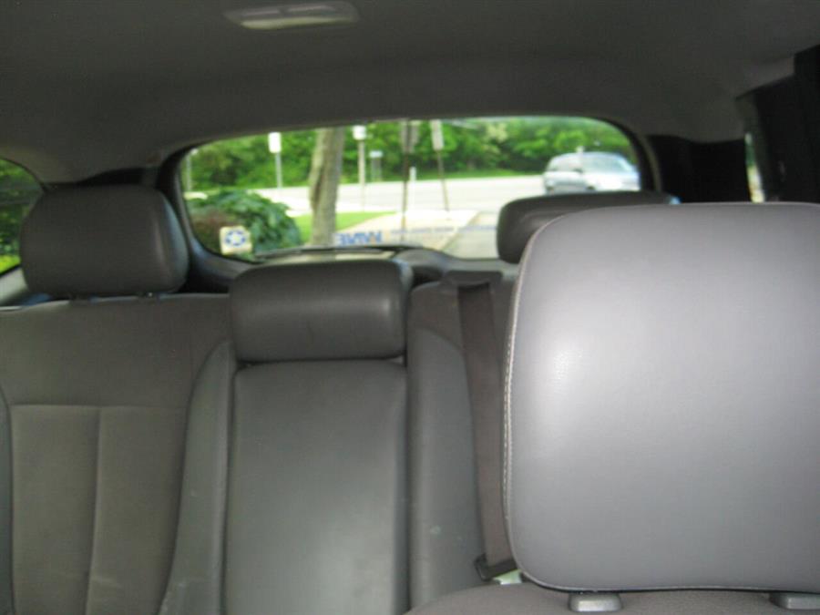 2010 Hyundai Santa Fe SE AWD 4dr SUV, available for sale in Massapequa, New York | Rite Choice Auto Inc.. Massapequa, New York 2010 Hyundai Santa Fe SE AWD 4dr SUV, available for sale in Massapequa, New York | Rite Choice Auto Inc.. Massapequa, New York
